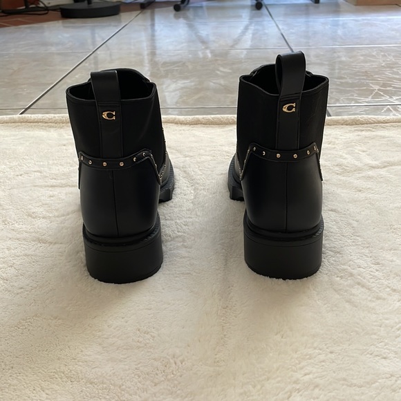 Shoes - Picture 3 of 5